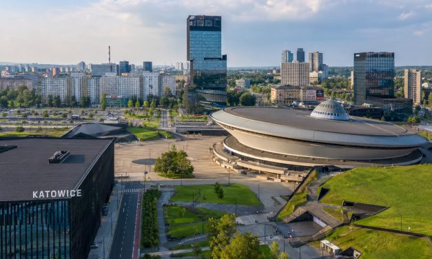 Rejestracja samochodu Katowice: gdzie, ile kosztuje i jak załatwić sprawnie?